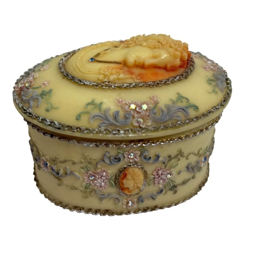 Cameo Floral Resin Trinket Box Rhinestone Accents Cream Jewelry Case Vintage